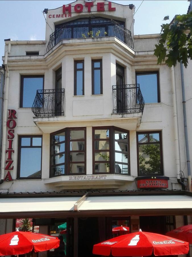 Family Hotel Rositsa Sevlievo Eksteriør bilde